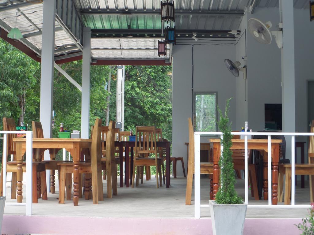 Lanta Triple Novel Hotel Ko Lanta Buitenkant foto