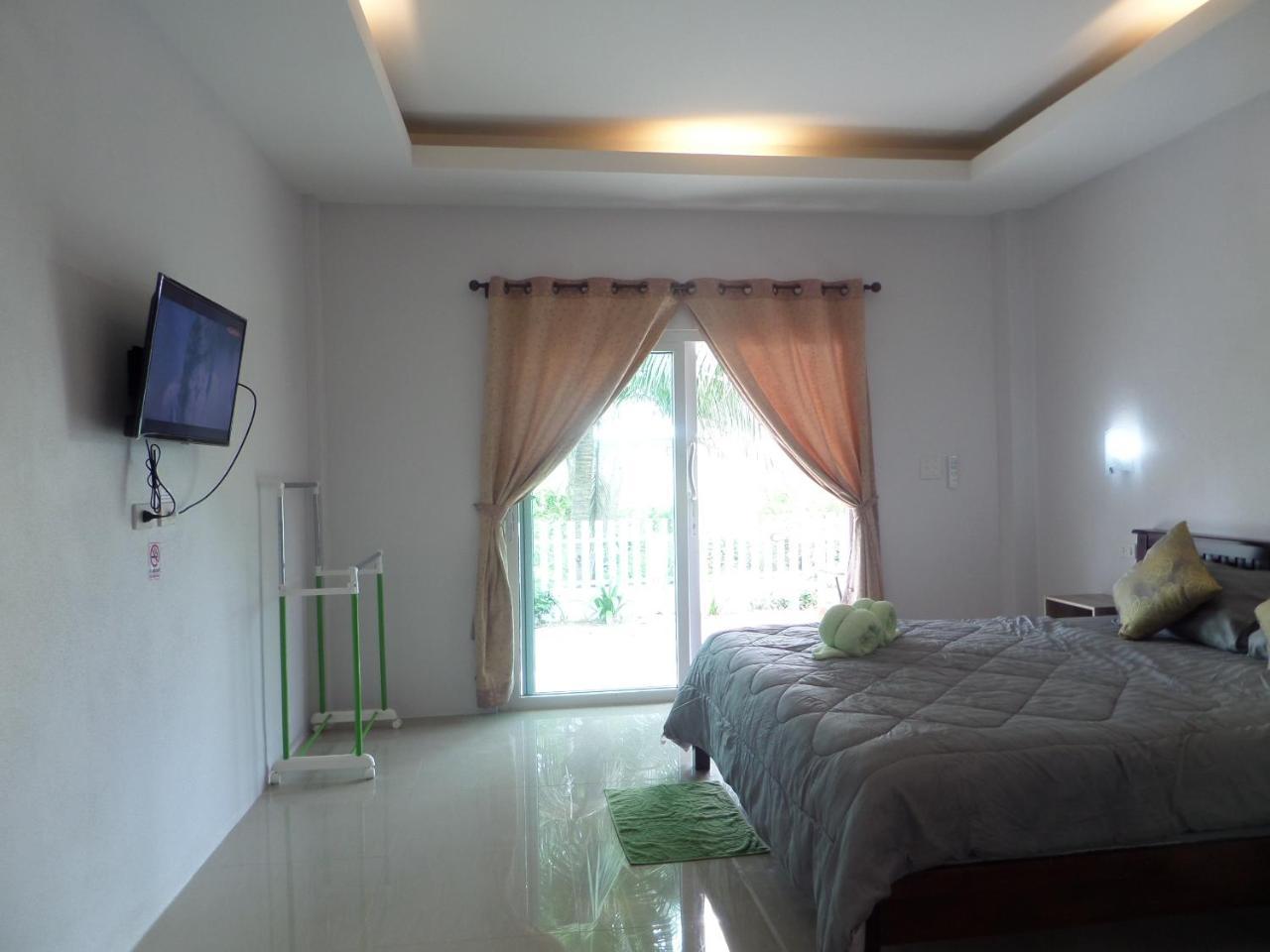 Lanta Triple Novel Hotel Ko Lanta Buitenkant foto
