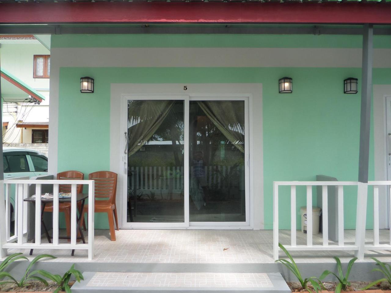 Lanta Triple Novel Hotel Ko Lanta Buitenkant foto